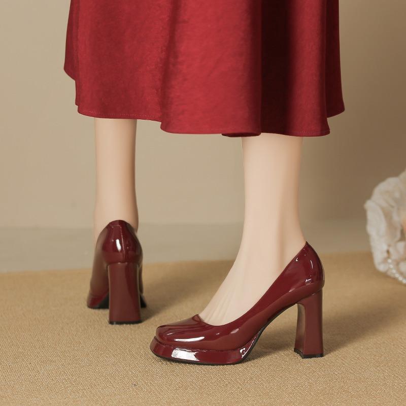 - High heels for women's autumn and winter new waterproof table Mary Jane shoes thick heel pointed head shallow mouth single shoes for women