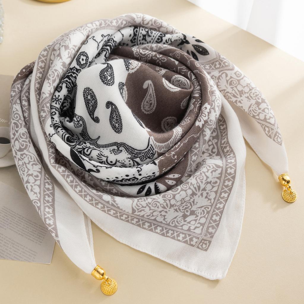 Winter Warm Scarves, Shawls, Classic Plaid Straps, Cardigans, And Warm Blankets For External Use