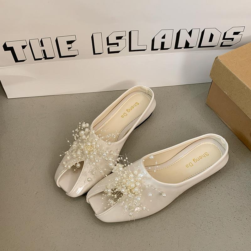 Baotou Versatile Flat-bottomed Slippers New Fashion Belt Casual Comfortable Transparent One-and-a-half Slippers Women's Summer Wear