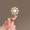 Dandelion Pearl Anti-glare Brooch for Women High-end Corsage Pin Coat Accessory