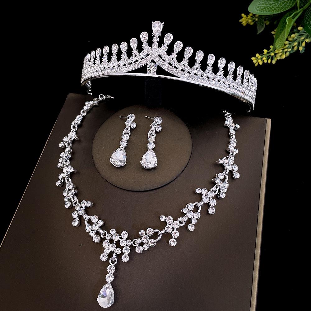 

Golden Bride s Crown Three Piece Set Wedding Crown Headwear Necklace Earrings Korean Style Super Fairy Like Wedding Dress Matching