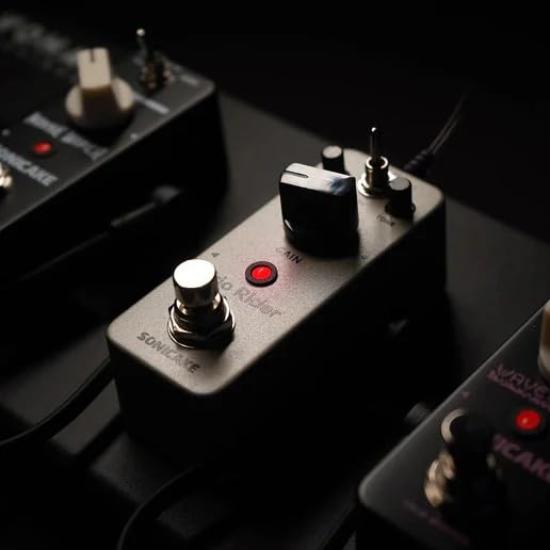 SONICAKE Trio Rider Guitar Pedal Mini Pedal for Electric Guitar and Durable Metal Footswitch Overdrive Pedal Trio Rider Bass,
