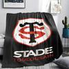 1 Stück Stade Toulousain Aufdruck Flanelldecke, Hohe Qualität, Bequem für alle Jahreszeiten, Heimdekoration, Wärme und Komfort, Perfekt für Weihnachtsgeschenke178