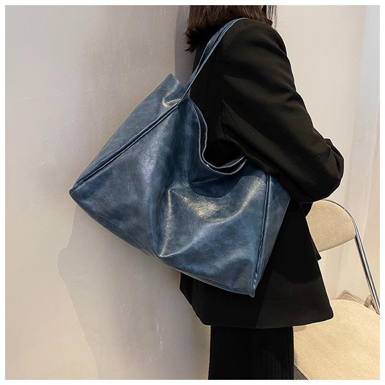 New Women's Large Capacity Tote Bag Soft Leather Shoulder Bag Vintage Casual Handheld Bucket Bag