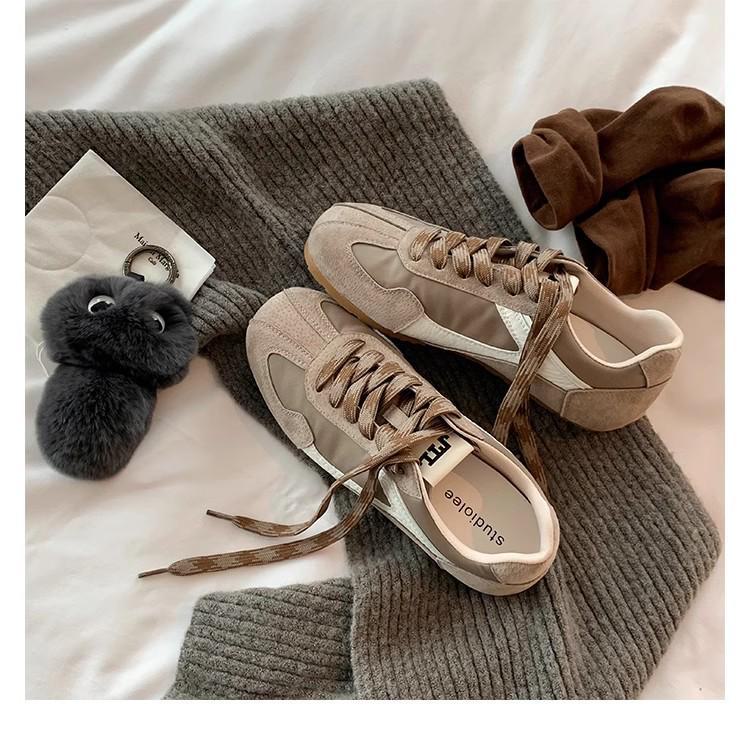 Women's Retro Contrast Color Genuine Leather Sneakers - Grape Mom Style