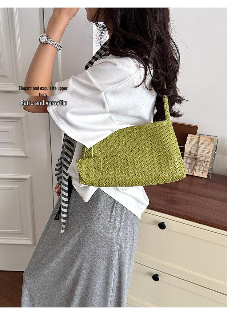 Elegant French Woven Pattern Baguette Women's Shoulder Bag 2026