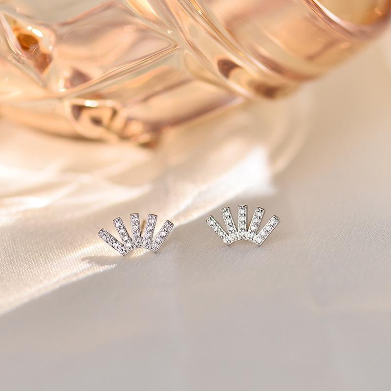 Eyelash Earrings Exquisite Temperament Light Luxury High-end Unique Niche Design Earrings