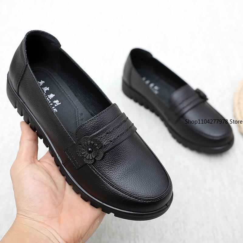 Fashion Mom Shoes Pu Leather Soft Sole Single Shoes Comfortable Flat Sole In The Elderly Women's Middle-aged Elderly Work Shoes