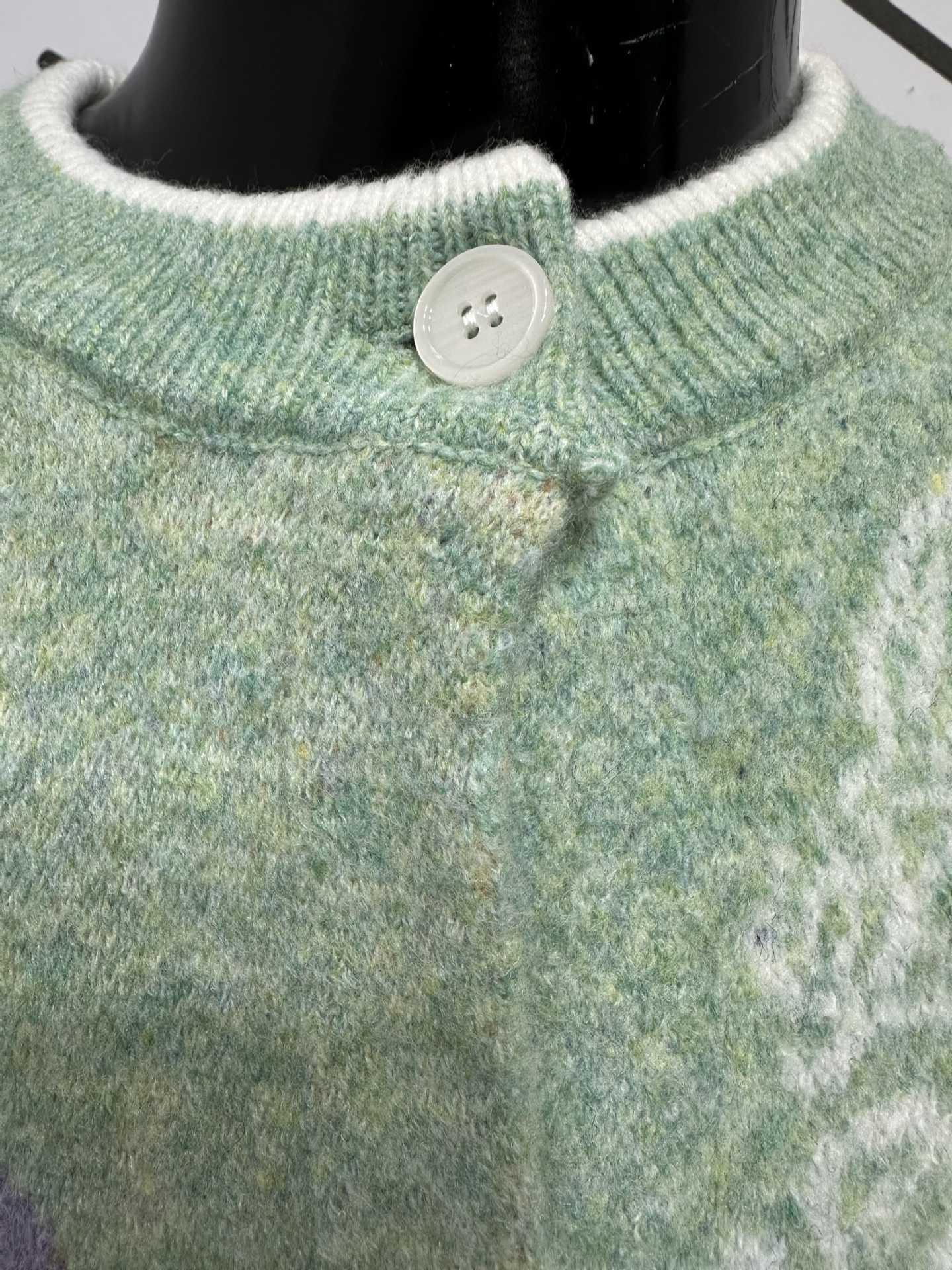 

Korean Trendy Chic Jacquard Knit Sweater - Women s Cozy Autumn/Winter Cardigan One Size світло-зелений колір