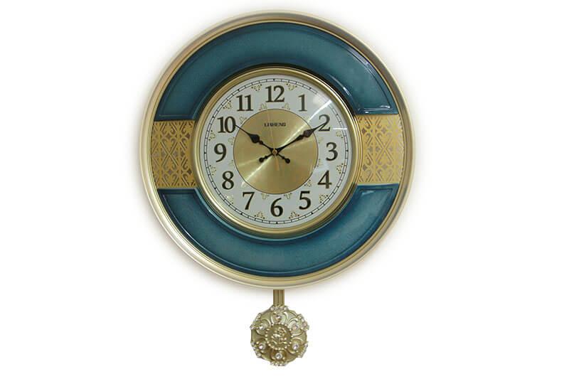 

Часы-маятник