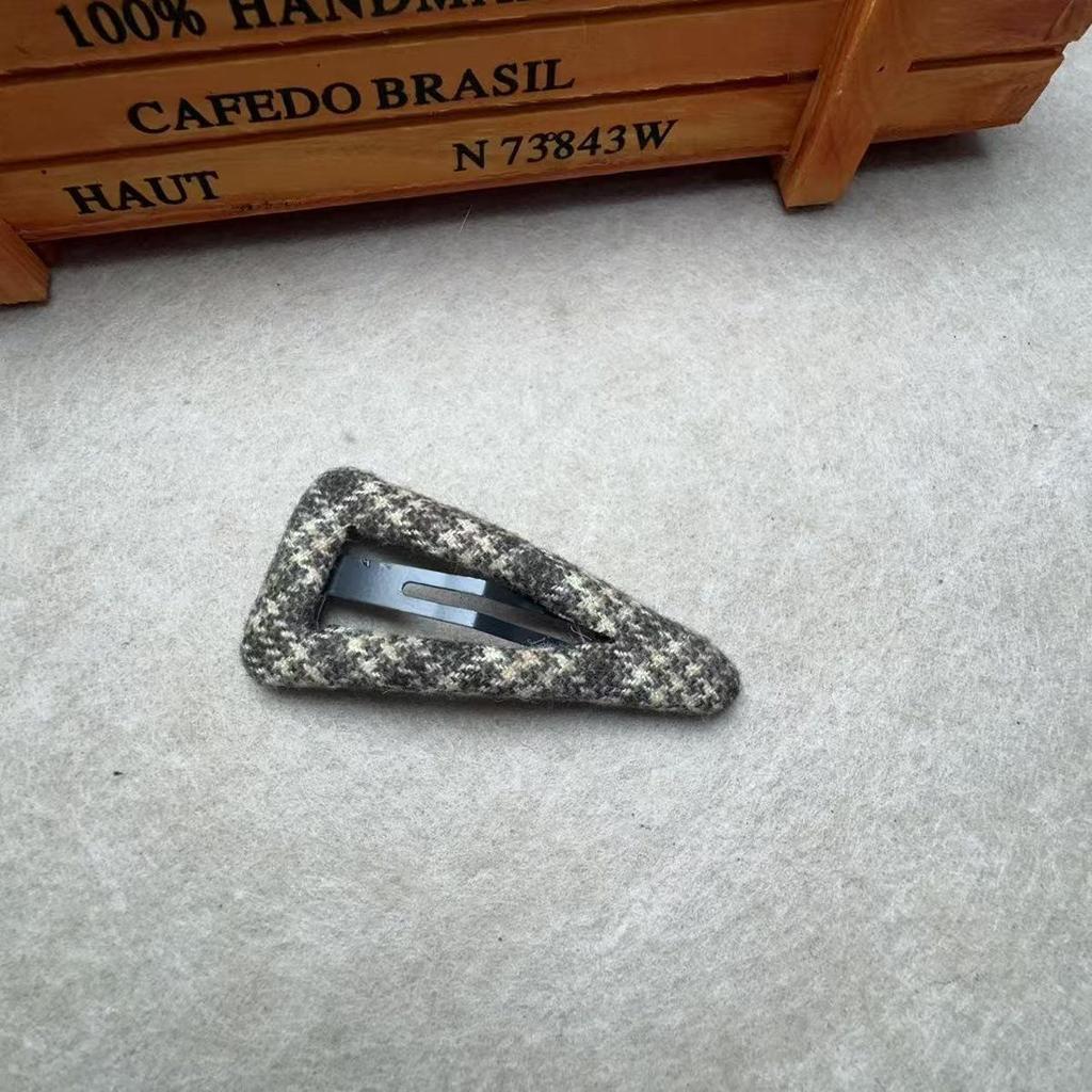 Elegant Coffee Plaid Hair Clip for Early Autumn – Korean Style BB Bangs Clip