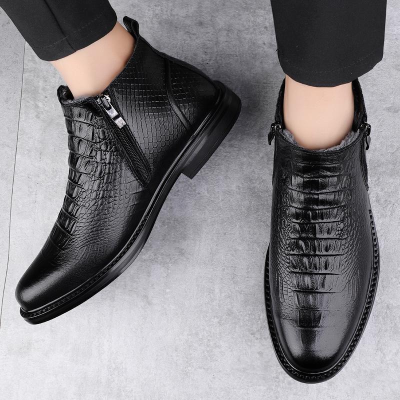 Men Winter Plush Snow Boots Genuine Leather Mens Side Zipper Ankle Boots Fashion Men High Top Casual Shoes All-match Male Botas
