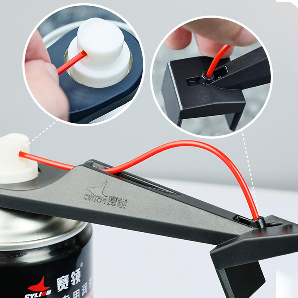 Motorcycle Chain Lube Oiler Tool Mess-Free Chain Wax Chain Cleaner Attachment Motorcycle Chain Oil Applicator for Motorcycle