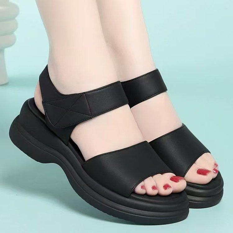 

Soft-soled Roman thick-soled one-word sandals for women s 2025 summer new models with skirts, flat-soled non-slip beach shoes for children 35