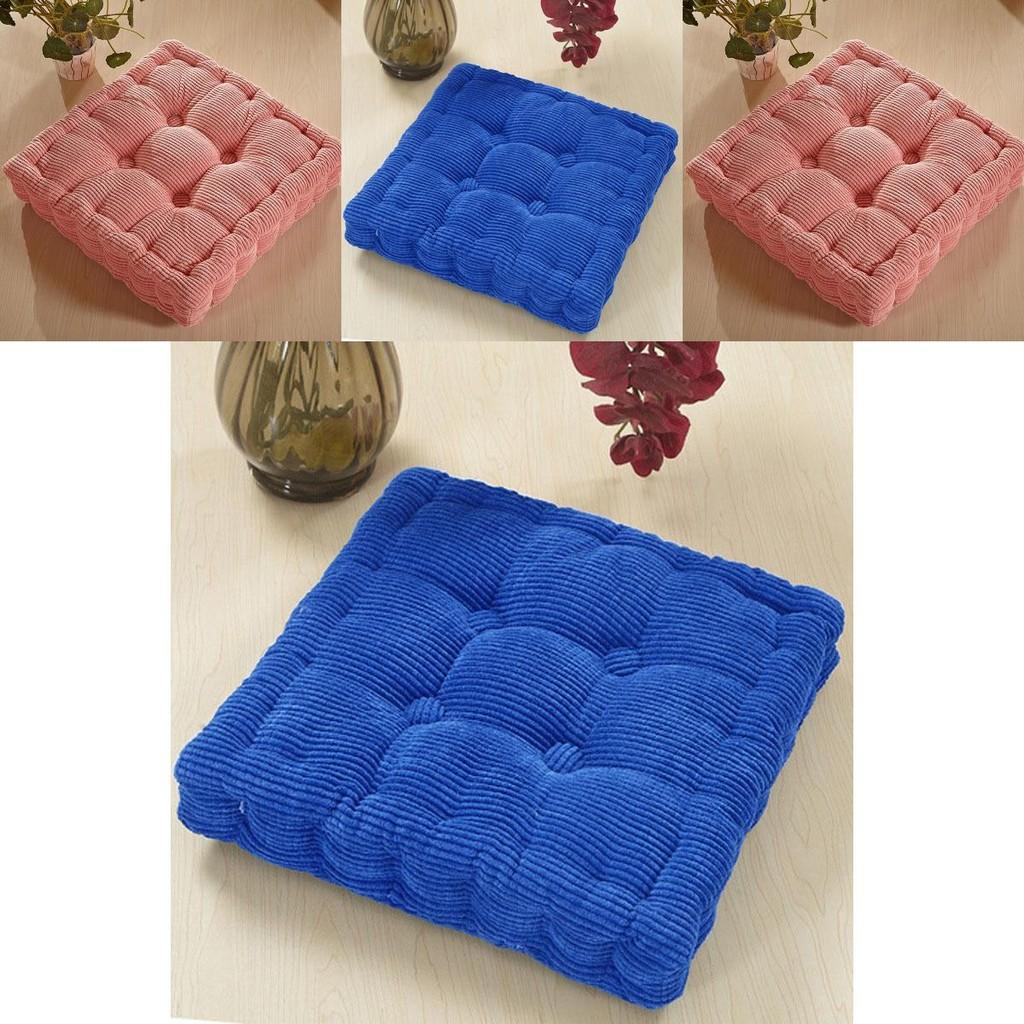 Elegantes quadratisches Sitzkissen aus Maisplüschmaterial für ultimativen Komfort und Stil