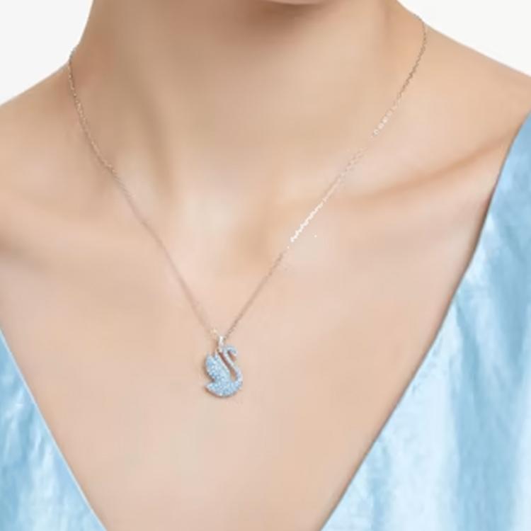 Swarovski Naszyjnik z kryształkami w kształcie łabędzia Damski naszyjnik Niebieski 5660594