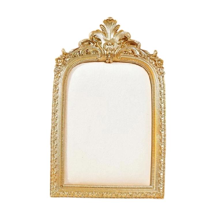 Decorative Golden Resin Earring Showcase Tray Jewelry Organizers Photo Frame For Boutique Displays