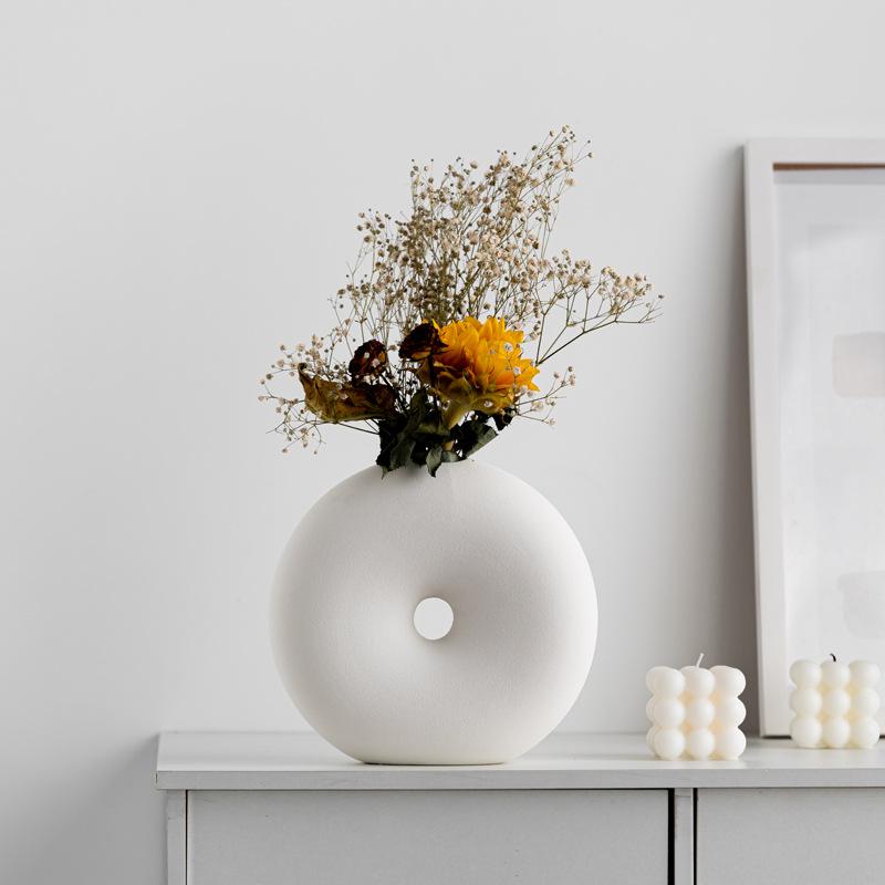 French Wabi-**** Wind Jade Ring Ceramic Small Mouth Vase Light Luxury Home Soft Decoration Ornament Art Flower Insert