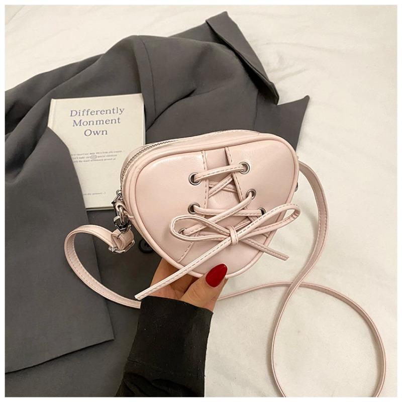 Niche Design Mini Love Messenger Bag Women's Spring and Summer Lady Ballet Style Versatile Shoulder Bag Tide