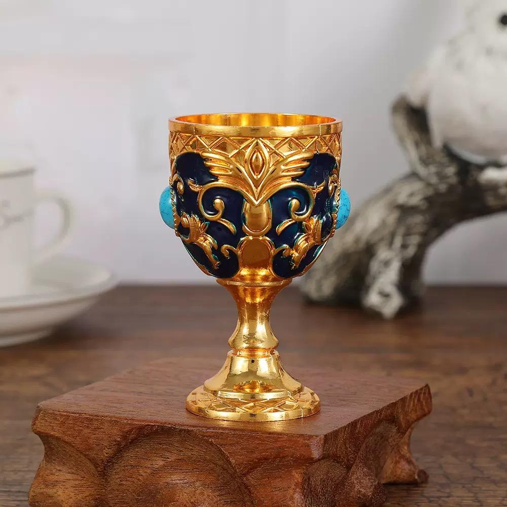Vintage Shot Glass, Alloy Portable Light Luxury Relief Carved Goblet, European Mini Vodka Tumbler, Home Table Decoration, 1pcs