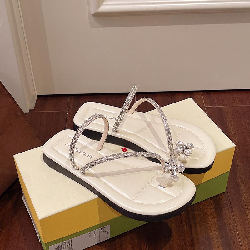 Flat Bottom Set of Toe Small Cool Slippers Women's 2025 New Summer Soft Bottom with Skirt Rhinestones Beautiful Seaside Sandals