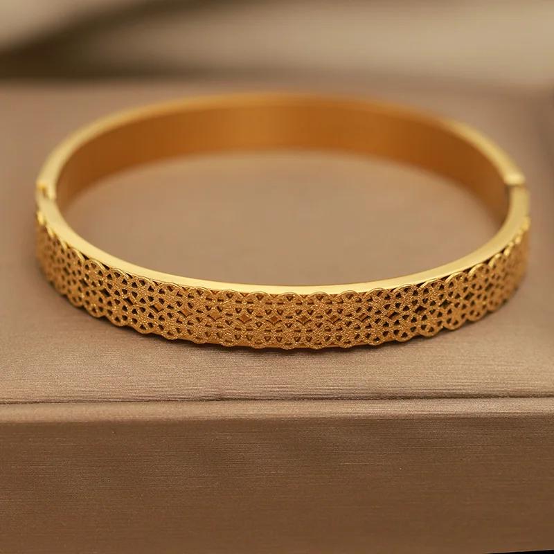 FYSARA Retro Style Double Flower Shape Stainless Steel Bracelet Engagement Zircon for Women Hollow Out Titanium Steel Bangle