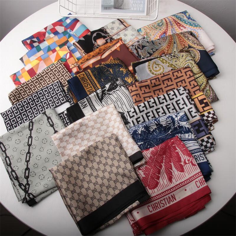 Women's Robin Print Chiffon Square Scarf