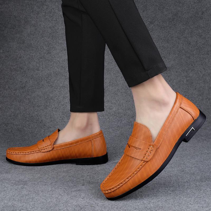 Summer New Leather Shoes Soft Sole Driving Men's Shoes Cover Feet Casual Doudou Shoes Fashion Korean Version Large Size Men's Leather Shoes Men