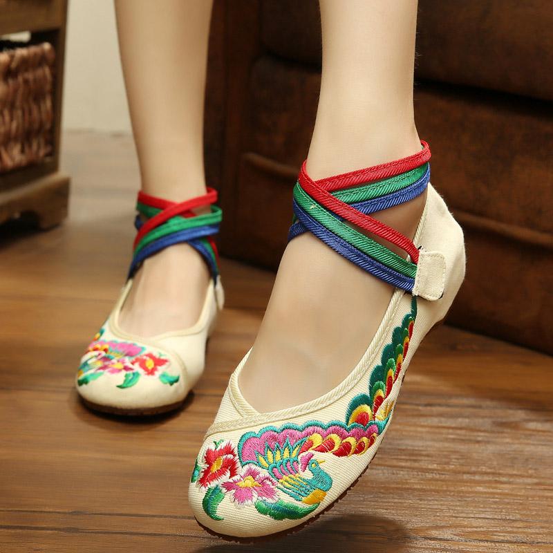 Chinese Style Women Shoes Embroideried Old Beijing Cloth Shoes Woman Spring Summer Comfort Casual Shoes Plus Size 34-41 WSH2294