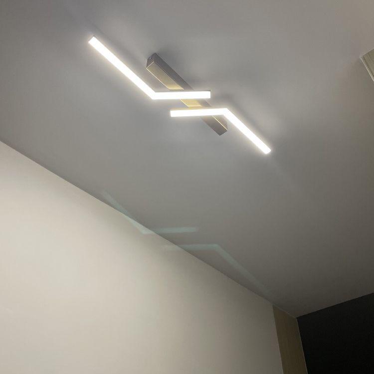 Modern Linear Ceiling Light for Hallways and Cloakrooms