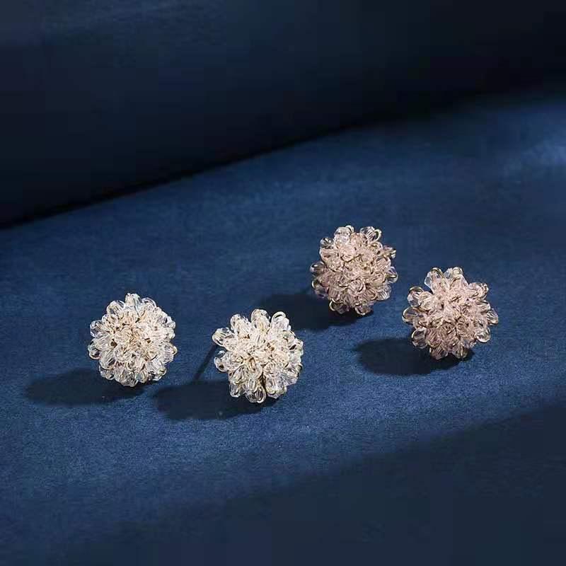 S925 Silver Crystal Flower Stud Earrings - Korean Style Fairy Design for Women's Trendy Temperament.