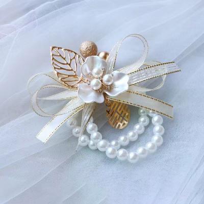 Suprimentos de Casamento Exquisitos Flor de Pulso de Pérola Trevo para Noiva Pulseira Elegante para Madrinha Acessórios de Joias Presentes