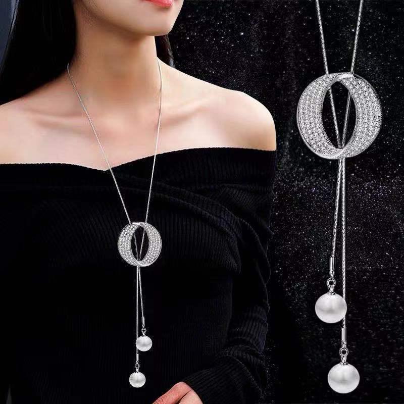 Luxury Non-Fading Korean Fashion Sweater Necklace: Autumn/Winter Women's Niche Design Pendant