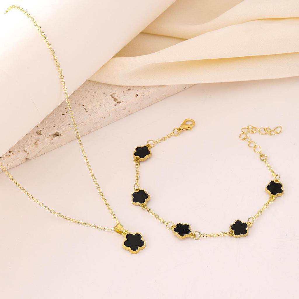 Lucky Clover Necklace & Bracelet Set - European & American Fashion