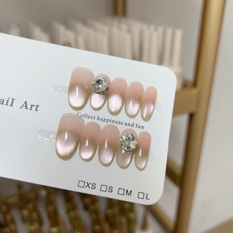 

Розовые Гуава Летние Свежие Бриллиантовые Вспышки Накладные Ногти - Натуральное Отбеливание