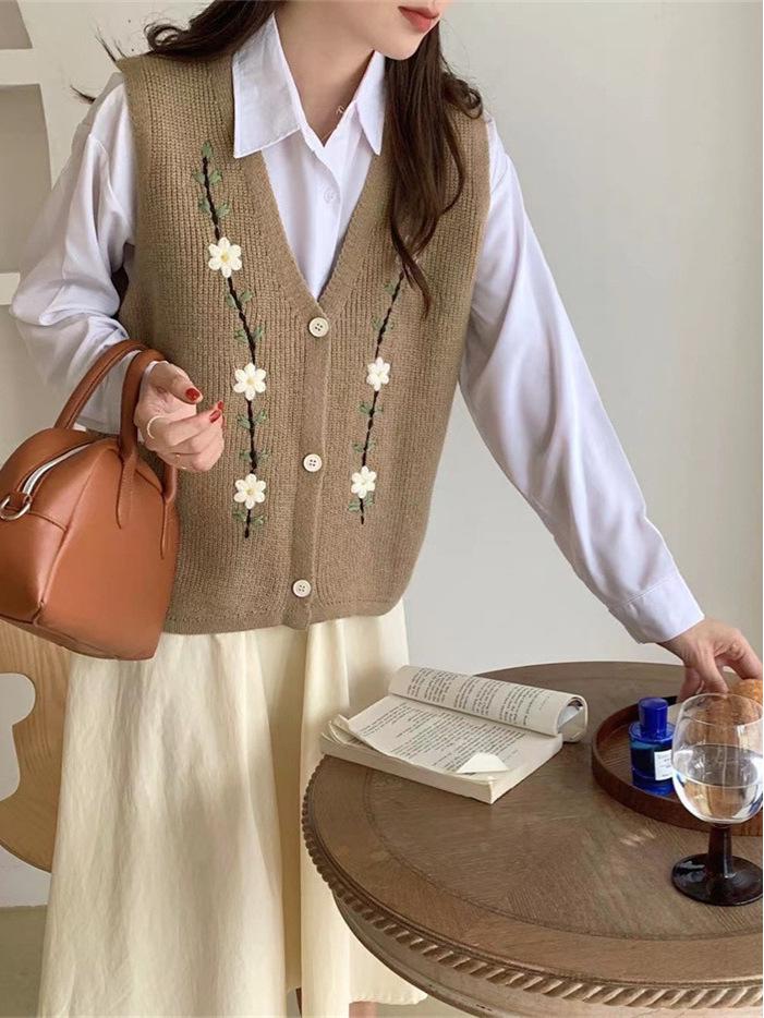 Women's Embroidered Knitted Cardigan Vest with Shoulder Pads - Autumn/Winter Layered Sweater Jacket