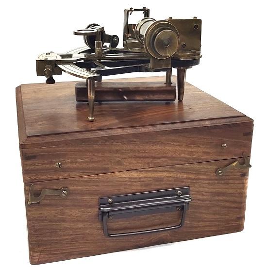 Sestante nautico antico in ottone marittimo da 20,32 cm' in ottone vintage con scatola in legno massello