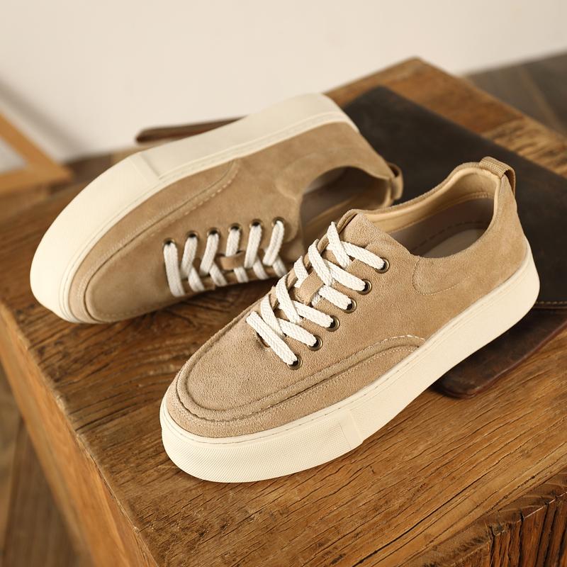 Fashion Vintage Men Leather Shoes Casual British Male Sneakers Round Toe Lace-Up Skate Shoes Handmade Mens Flats Outdoor Shoes