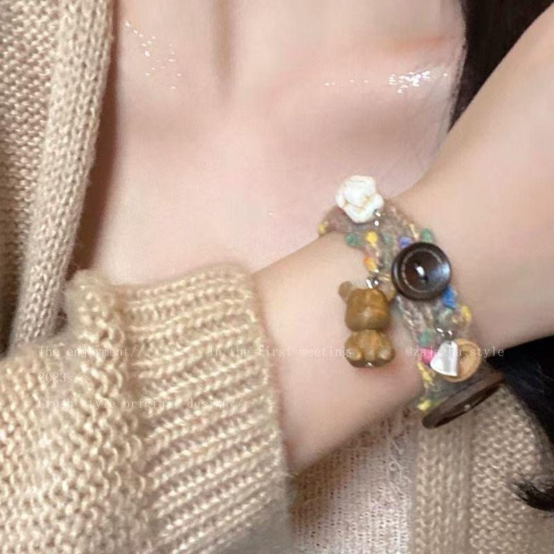 Baroque Pearl Drawstring Bracelet: Women's Light Luxury, Irregular Design, Exquisite Handcrafted Jewelry.