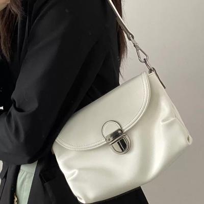 Design Single Shoulder Armpit Bag Women's New Messenger Bag Soft Leather Handbag Ins Style Casual and Versatile