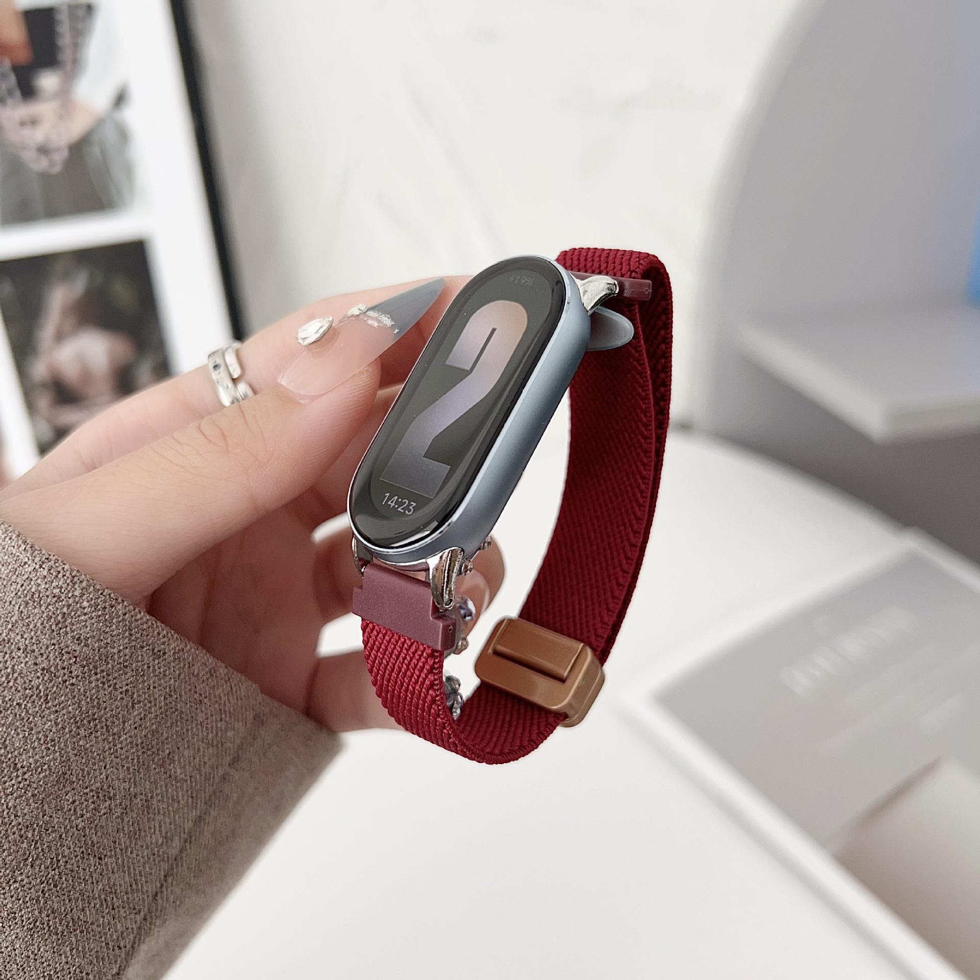 

Compatible with Xiaomi Smart Band 10/9: Magnetic Milanese Strap for 9th/8th Gen, NFC Version for Advanced Sports