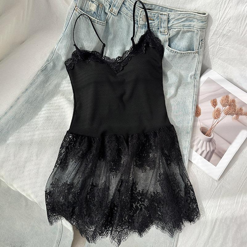 Sexy Lace Suspender Vest for Women In Autumn Pure White Bottoming Inside Slim Tight Hot Girl Top