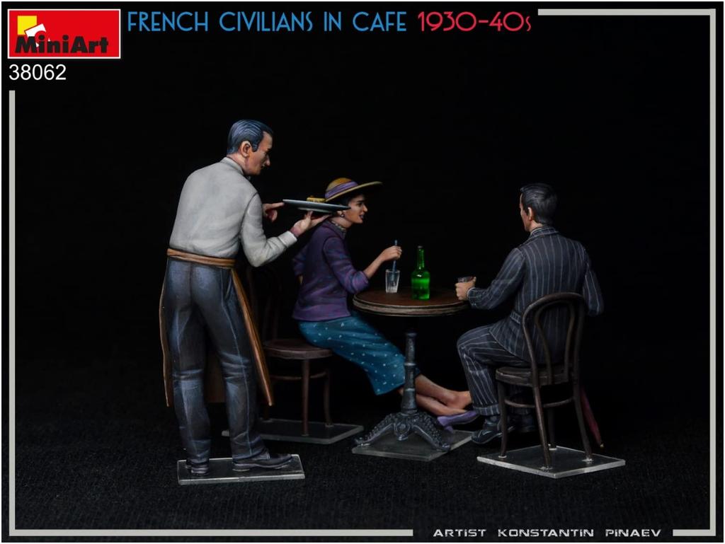 Miniart French Citizen in a Cafe 3 Figures Plastic Model MA38062 1/35 1930-1940s