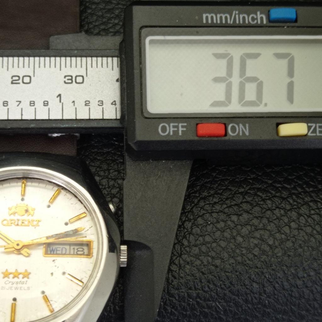 VINTAGE ORIENT CRYSTAL AUTOMATIC 46941 JAPAN MENS ORIGINAL DIAL WATCH A700721-5 R204-a700721