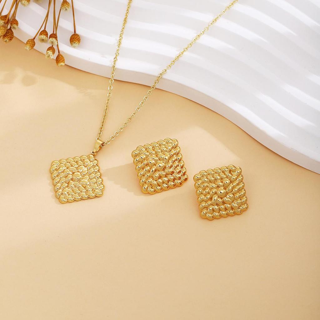 Peach Heart Spiral Tree Leaf Earrings & Necklace Set - Luxury High-End Metal Style Fashion for Women