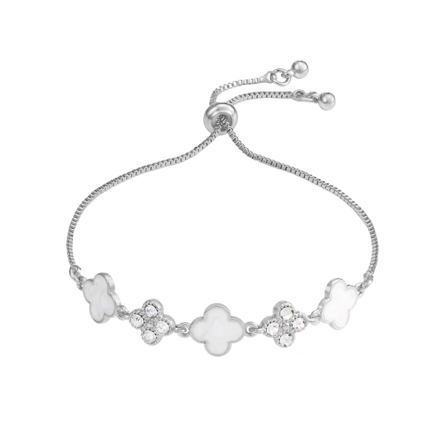 

Four-Leaf Clover Light Luxury Adjustable Bracelet for Women