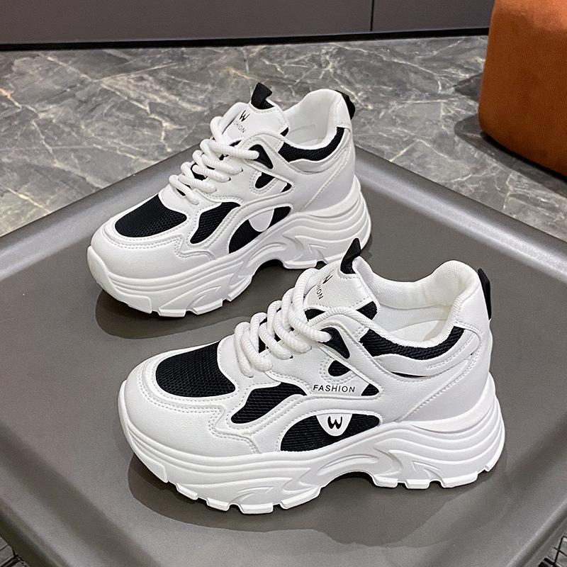 Korean version of the little dad shoes with heightened thick soles 2025 new mesh breathable summer casual sports shoes