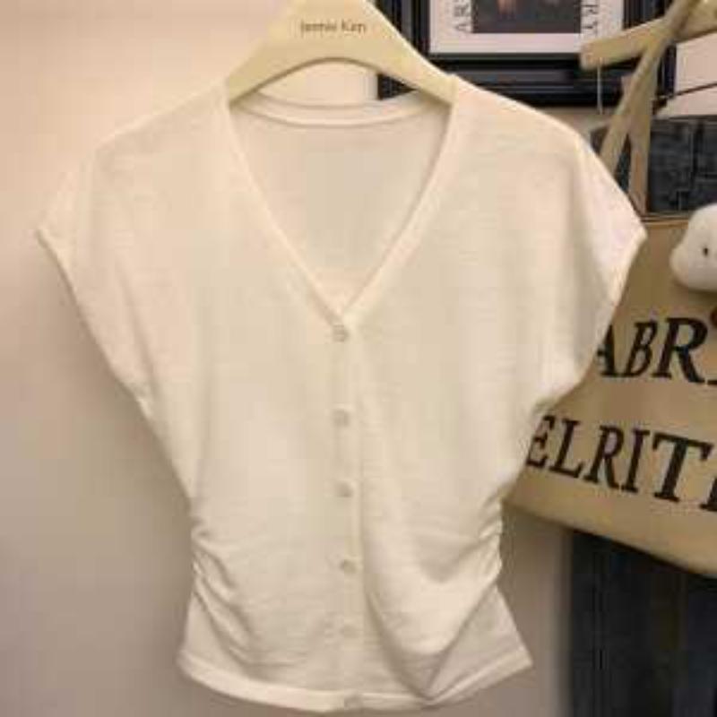 Women's Summer V-neck Short Sleeve Knitwear Slim Button Decorated Casual Top
