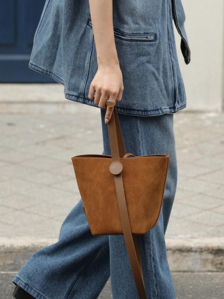 High-End Retro Wildleder Bucket Bag für Damen - Vielseitig, Großes Fassungsvermögen für Pendelfahrten im Herbst/Winter