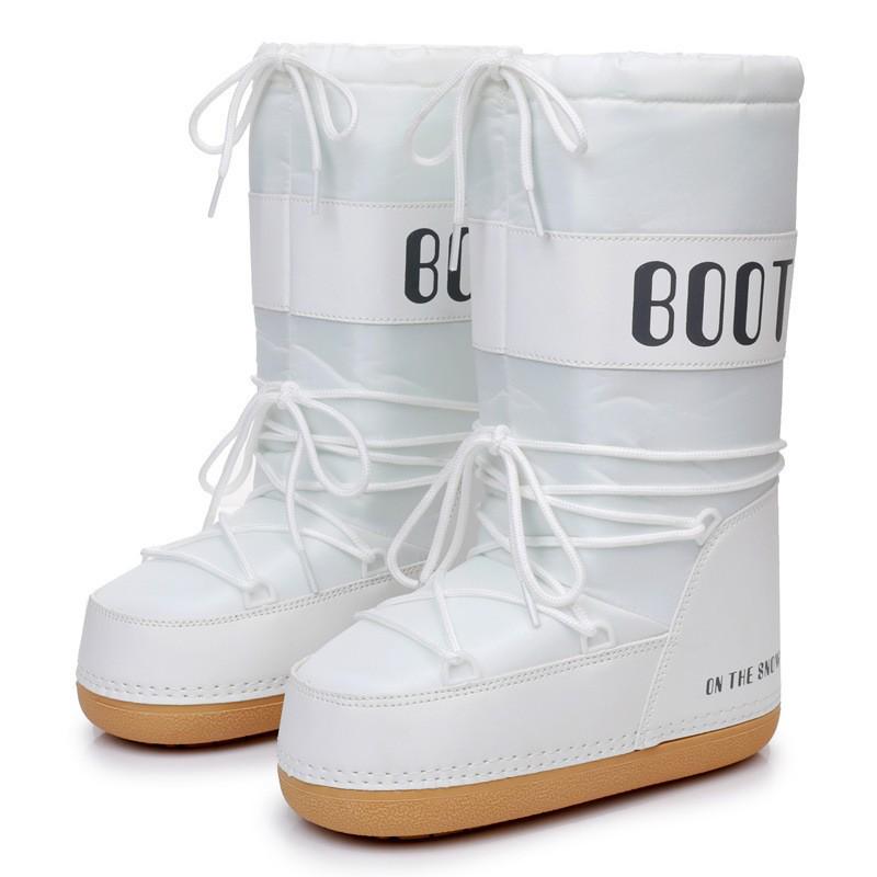 Y025 Trendy 2025 Winter Skiing Space Boots: Stylish Round Toe, Mid-Calf Women's Snow Boots, Thickened Moon Shoes.